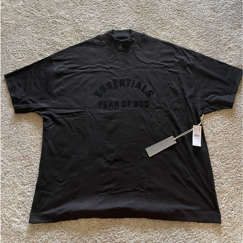 FEAR OF GOD ESSENTIALS T SHIRT